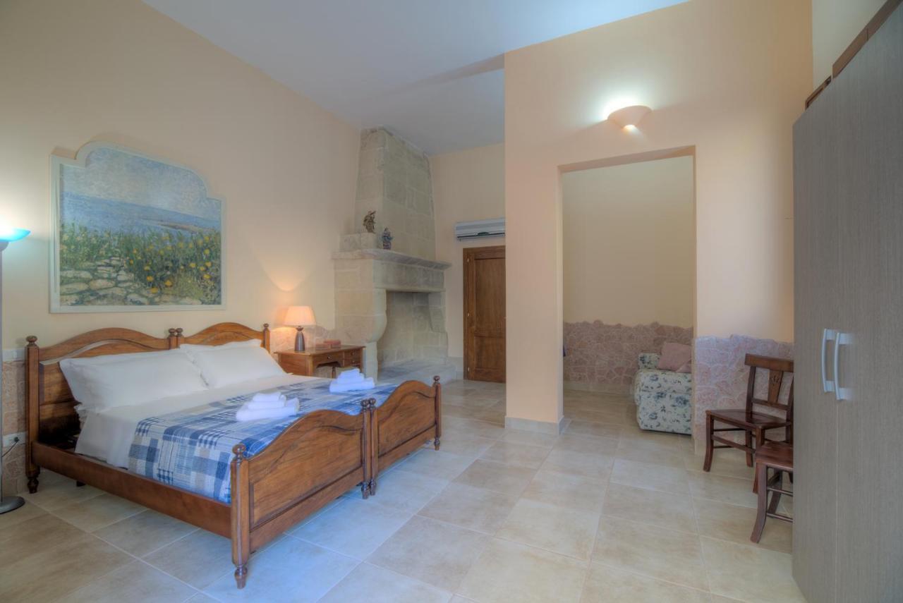 Bed and Breakfast Lu Caffa By Typney Верноле Екстер'єр фото