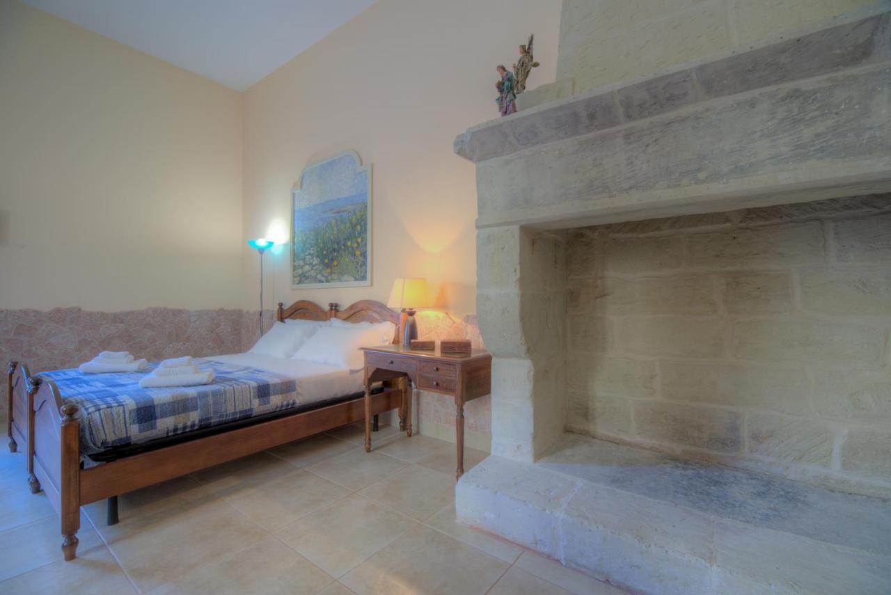 Bed and Breakfast Lu Caffa By Typney Верноле Екстер'єр фото