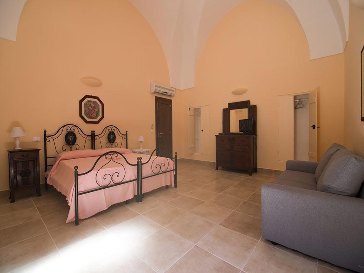 Bed and Breakfast Lu Caffa By Typney Верноле Екстер'єр фото