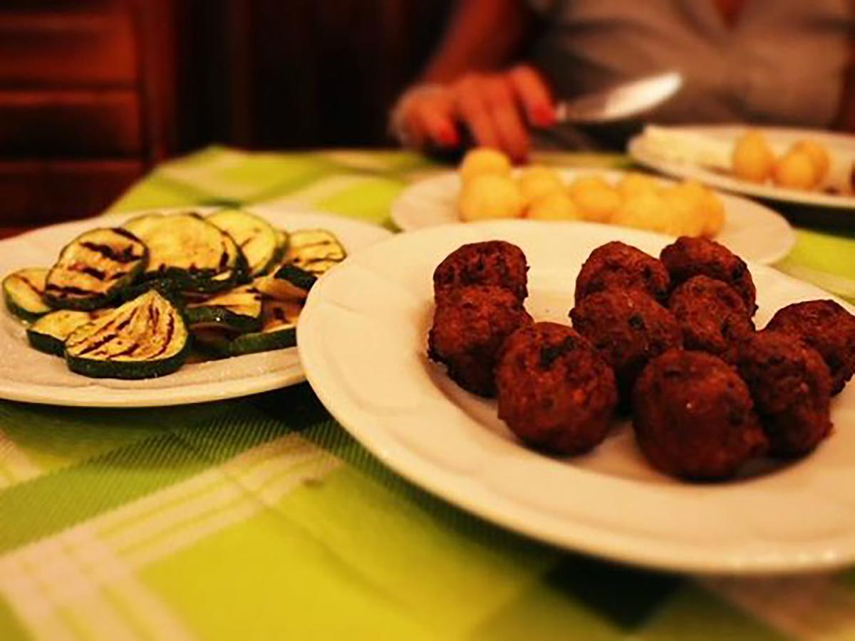Bed and Breakfast Lu Caffa By Typney Верноле Екстер'єр фото